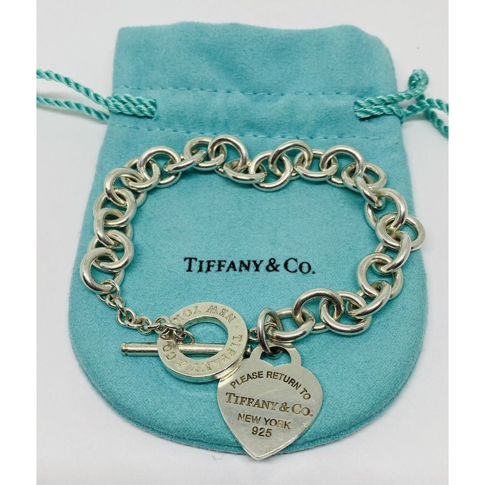 $600 Return To Tiffany & Co 8.5" New Version Toggle  Heart Bracelet Silver Pouch